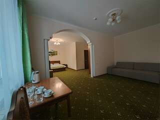 Гостевой дом Хвалынский Хвалынск СЬЮИТ (без балкона)-4